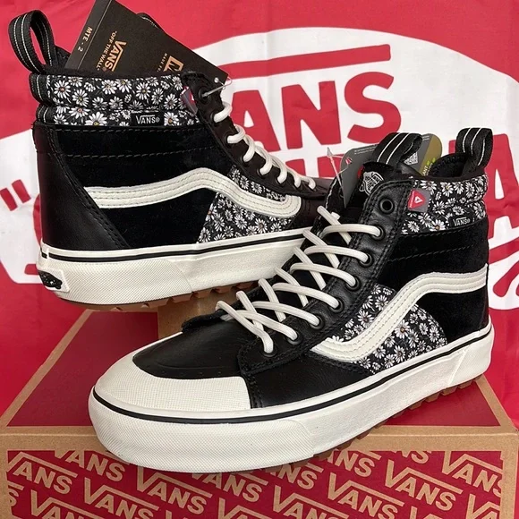Vans WMNS Sk8-Hi Mte-2
Black Floral
VNOA5HZZF2B
boots sneakers - Picture 9 of 16